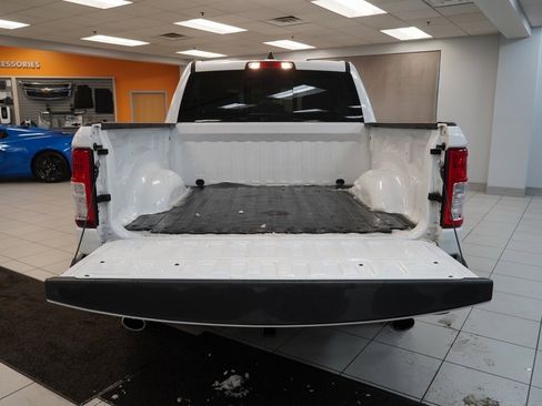Used 2019 RAM 1500 Big Horn image 9