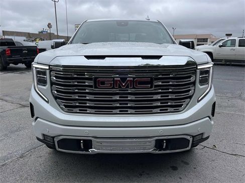 Used 2024 GMC Sierra 1500 Denali image 11
