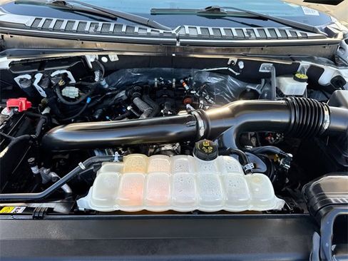 Used 2022 Ford Expedition Platinum image 22