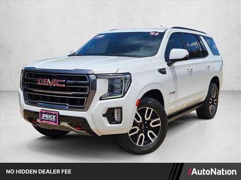 Used 2023 GMC Yukon AT4 w/ Technology Package AWD/4WD image 1