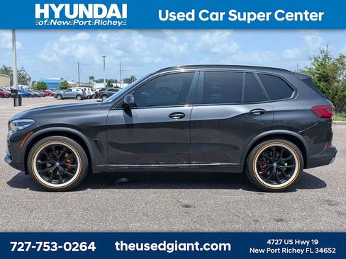 Used 2019 BMW X5 xDrive40i w/ Convenience Package AWD/4WD image 2