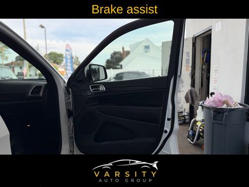 Used 2022 Jeep Grand Cherokee Laredo X image 41