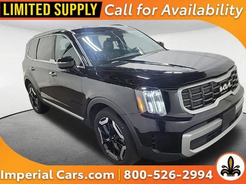 Used 2023 Kia Telluride S AWD/4WD image 1