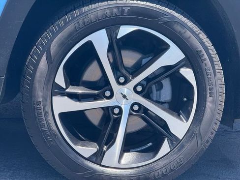 Used 2024 Chevrolet Trax RS w/ Driver Confidence Package FWD image 9
