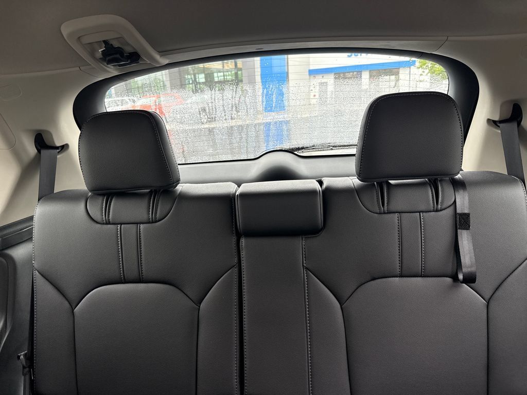 Certified 2026 Honda Pilot Touring image 26