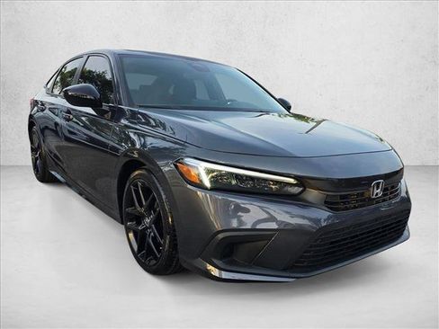 Used 2024 Honda Civic Sport image 3