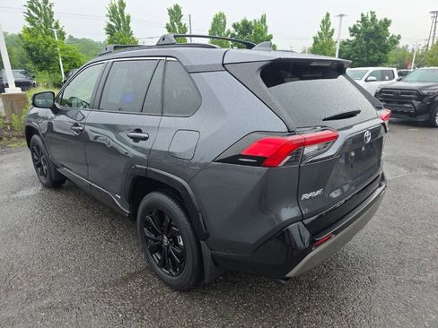 Certified 2025 Toyota RAV4 SE w/ Convenience Package AWD/4WD image 4