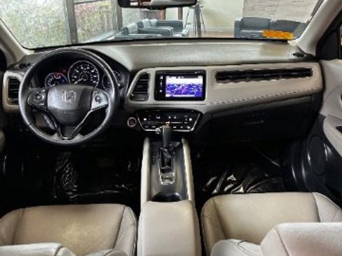 Used 2018 Honda HR-V EX-L image 25