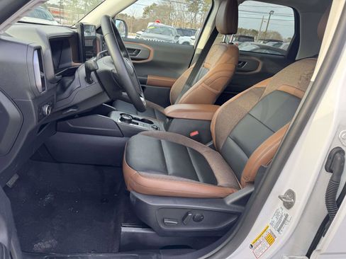 Used 2025 Ford Bronco Sport Outer Banks w/ Outer Banks Tech Package+ image 16