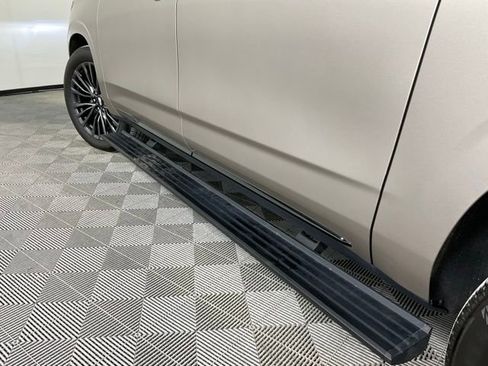 Used 2025 Cadillac Escalade ESV Sport Platinum image 38