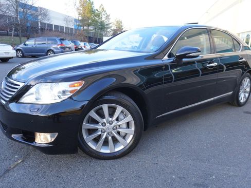 Used 2010 Lexus LS 460 AWD image 3