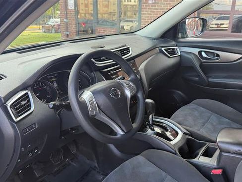Used 2015 Nissan Rogue S AWD/4WD image 27