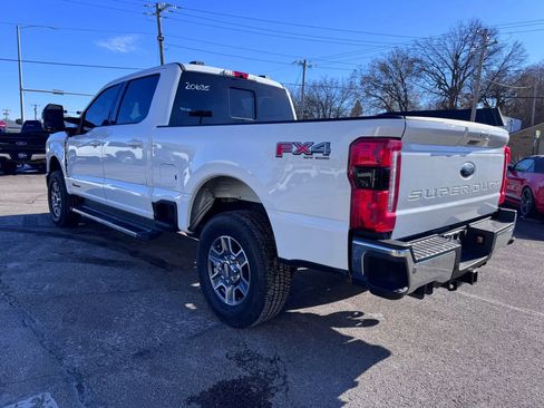 Used 2023 Ford F250 Lariat w/ FX4 Off-Road Package image 5