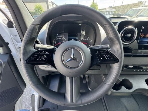 New 2025 Mercedes-Benz Sprinter 2500 image 20