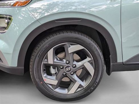 New 2026 Hyundai Venue SEL FWD image 10
