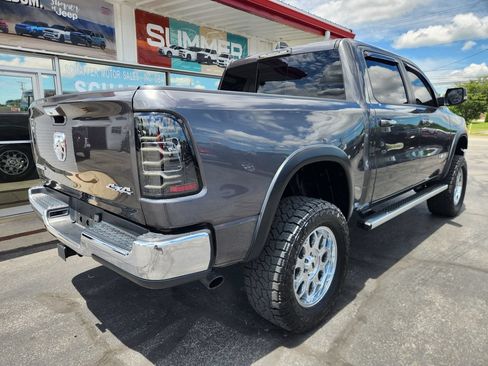 Used 2020 RAM 1500 Big Horn AWD/4WD image 3