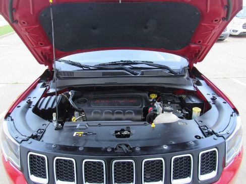 Used 2018 Jeep Compass Sport image 46