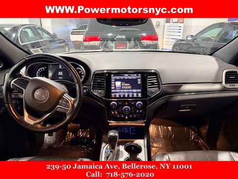 Used 2020 Jeep Grand Cherokee Limited image 22