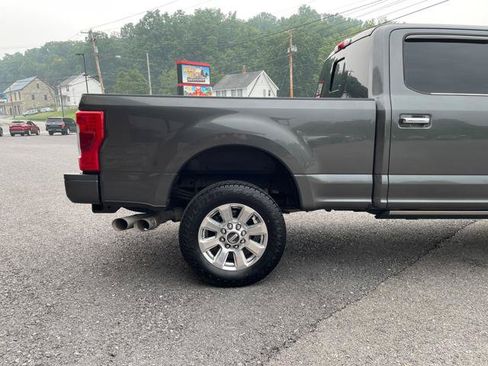 Used 2017 Ford F250 Platinum w/ Platinum Ultimate Package AWD/4WD image 8