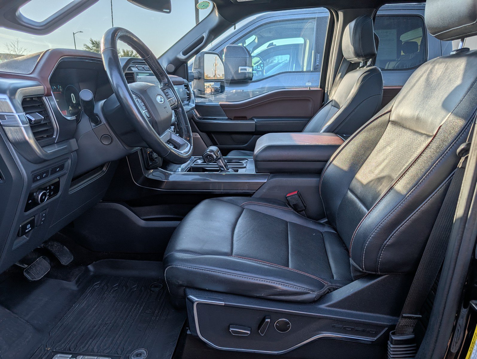 Used 2023 Ford F150 Lariat w/ Equipment Group 502A High AWD/4WD image 11