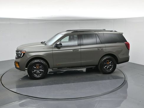 Used 2025 Ford Expedition Tremor AWD/4WD image 49