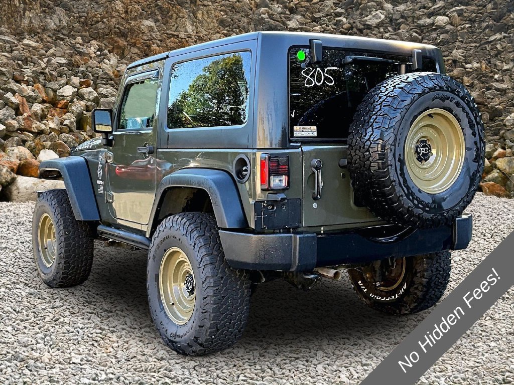 Used 2015 Jeep Wrangler Sport AWD/4WD image 9