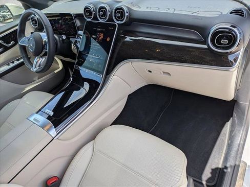 Used 2026 Mercedes-Benz GLC 300 4MATIC image 22