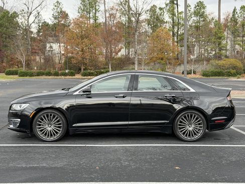 Used 2017 Lincoln MKZ Reserve w/ Climate Package image 4