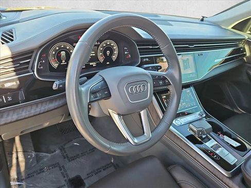 Used 2020 Audi Q8 Prestige w/ Prestige Package image 10