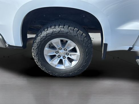 Used 2019 Chevrolet Silverado 1500 LT w/ Convenience Package AWD/4WD image 35