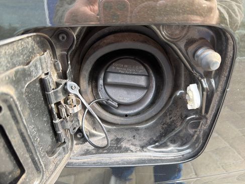 Used 2017 Nissan Pathfinder SL image 14