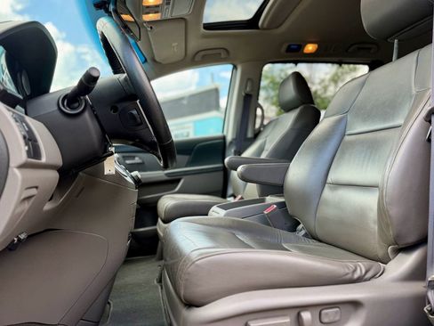 Used 2012 Honda Odyssey EX-L image 12