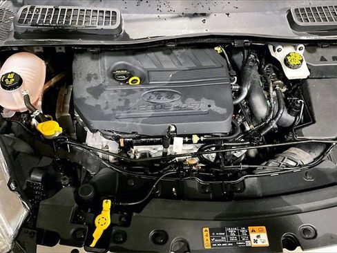 Used 2018 Ford Escape SE image 28