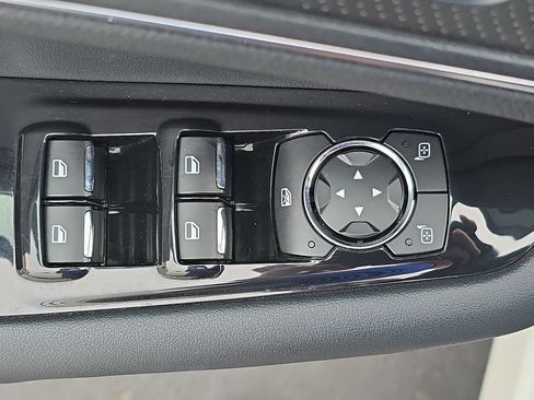 Used 2020 Ford Edge ST w/ Equipment Group 401A AWD/4WD image 32