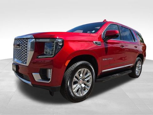 Used 2024 GMC Yukon Denali AWD/4WD image 5