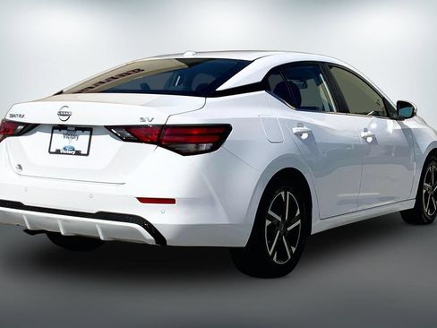 Used 2024 Nissan Sentra SV FWD image 13