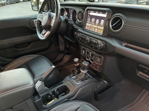 Used 2021 Jeep Wrangler Unlimited Sahara w/ Cold Weather Group image 29