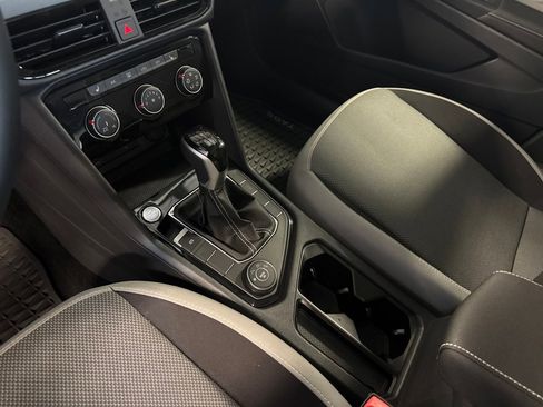 Used 2024 Volkswagen Taos S image 21