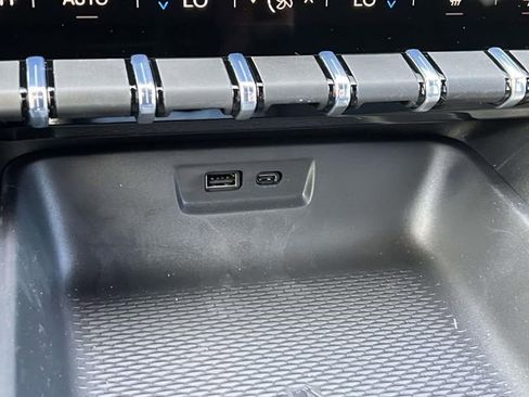 New 2026 GMC Terrain AT4 w/ Convenience Package III image 23