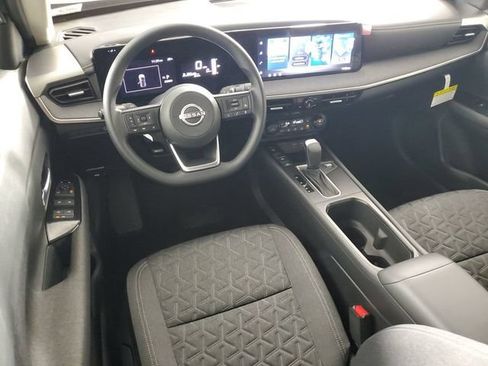 New 2026 Nissan Kicks SV w/ Cold Weather Package FWD image 15