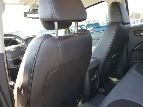 Used 2022 Chevrolet Colorado Z71 w/ Z71 Midnight Edition image 28