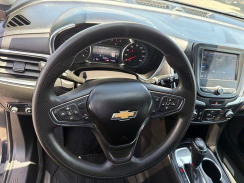 Used 2021 Chevrolet Equinox LT w/ LPO, Floor Liner Package FWD image 14
