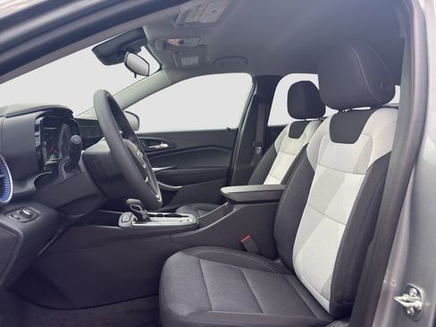 New 2026 Chevrolet Trax LS w/ Driver Confidence Package FWD image 9
