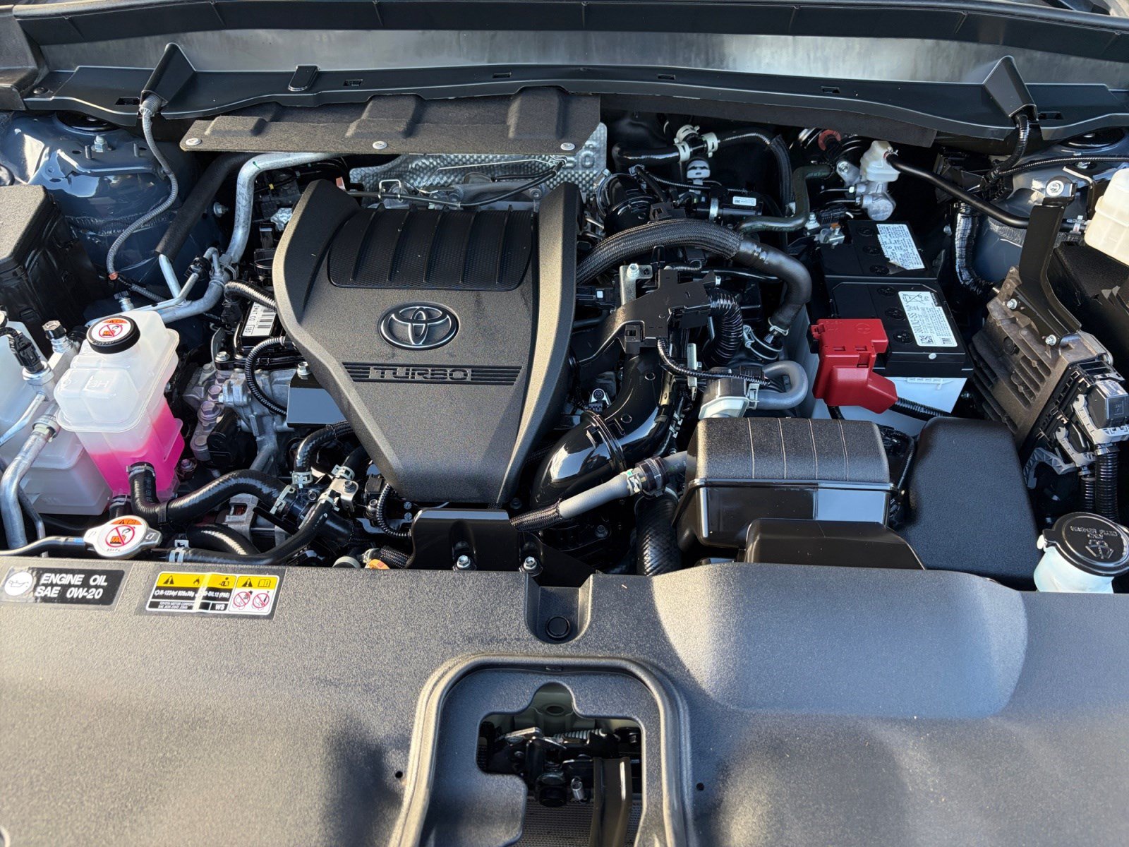 Used 2025 Toyota Grand Highlander AWD image 30