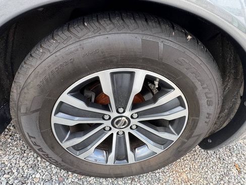 Used 2020 Nissan Armada SL RWD image 33