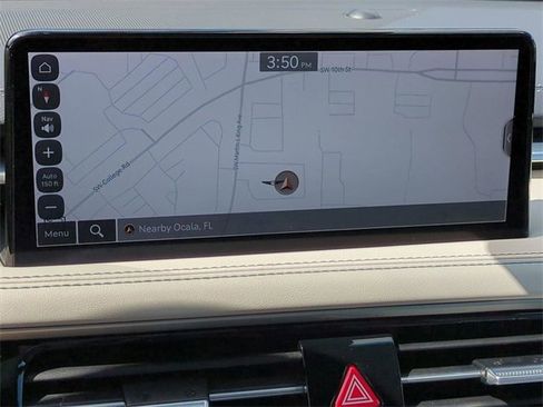 Certified 2025 Genesis G70 2.5T image 20