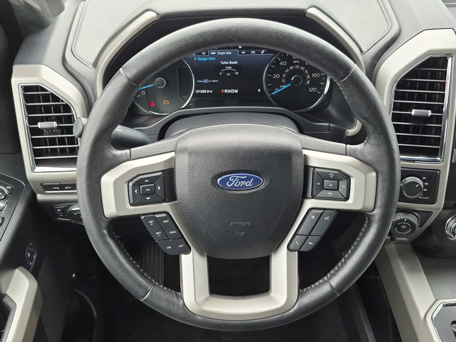 Used 2017 Ford F150 Lariat w/ Equipment Group 502A Luxury AWD/4WD image 24