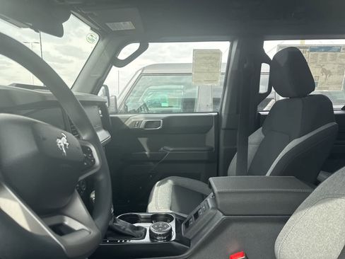 New 2026 Ford Bronco 4-Door w/ Sasquatch Package image 28