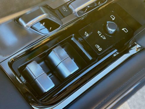 New 2026 Land Rover Range Rover Sport Dynamic SE image 24