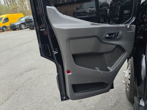 Used 2020 Ford Transit 350 XL image 23